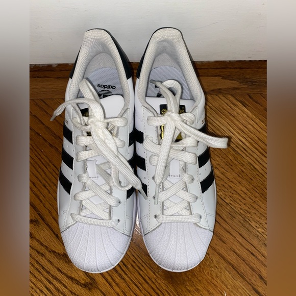 Adidas Original Superstar sneakers - Picture 3 of 6